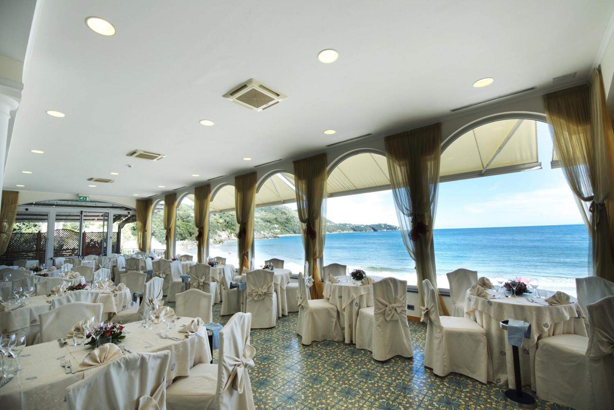 Grand Hotel Il Ninfeo Gaeta Exterior photo
